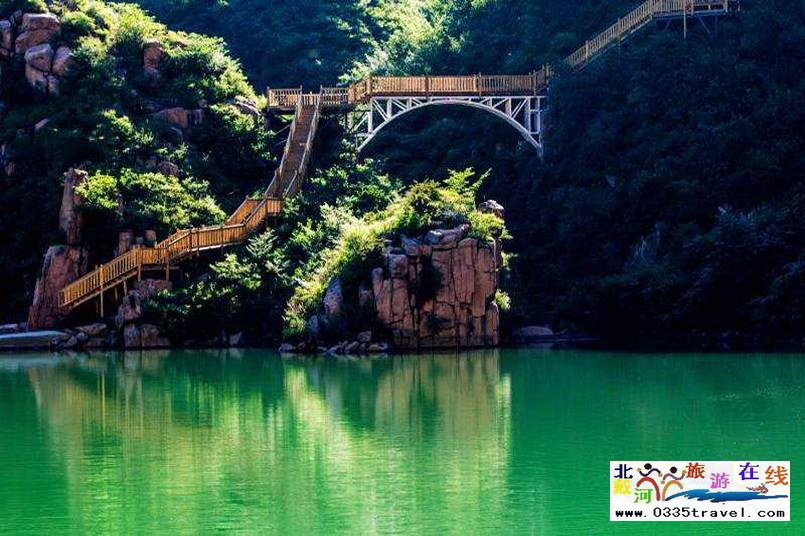 秦皇島冰塘峪長城風(fēng)情大峽谷電話18633570222秦皇島冰塘峪長城風(fēng)情大峽谷電話18633570222