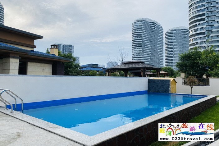 東戴河近海別墅(輕奢泳池小院)咨詢與i的那個電話18633570222 15703350808