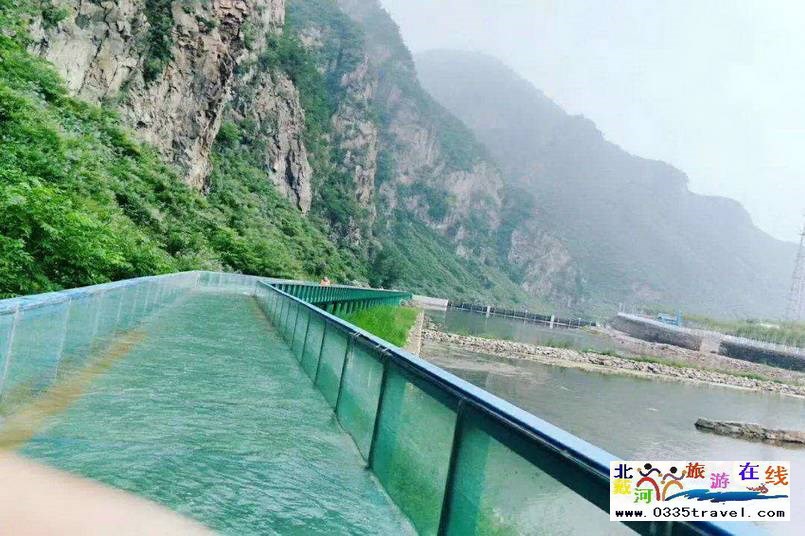 秦皇島傍水崖景區(qū)-冬季滑雪夏季高山峽谷漂流